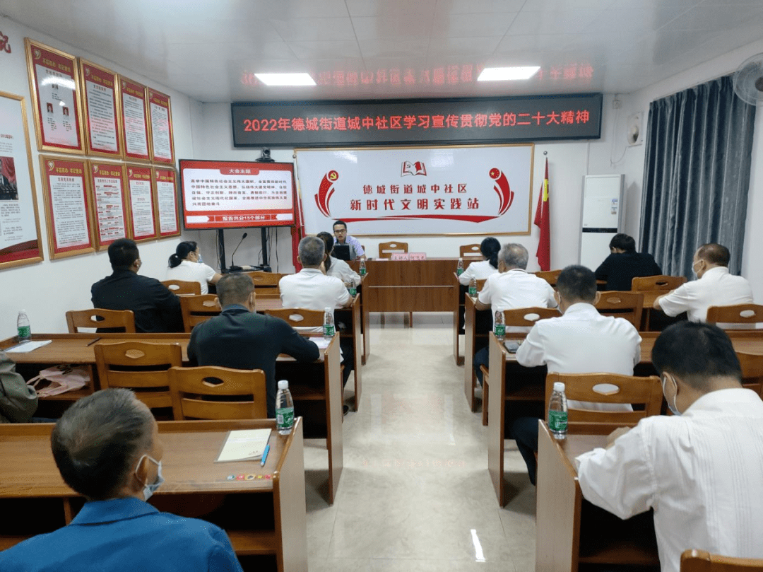 小學(xué)互聯(lián)網(wǎng)黨建新聞稿(小學(xué)建黨100周年新聞報道)