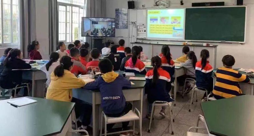 英語(yǔ)互聯(lián)網(wǎng)課的新聞報(bào)(英語(yǔ)新聞教學(xué))