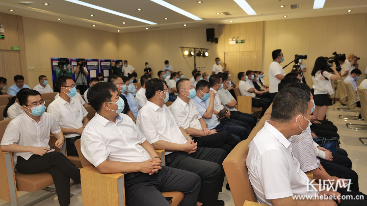 張家口市互聯(lián)網(wǎng)最新消息(張家口市互聯(lián)網(wǎng)最新消息新聞)