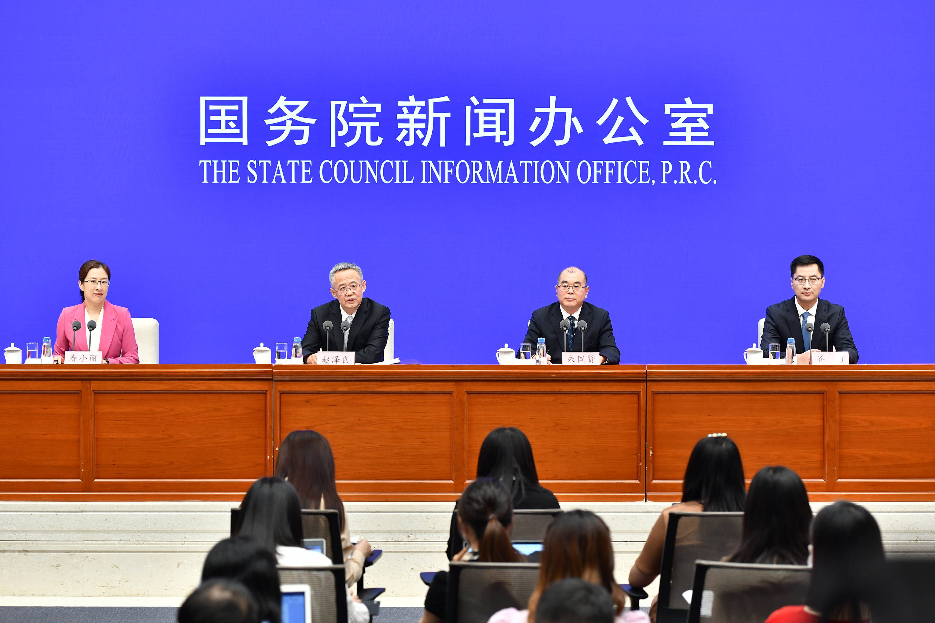 國務(wù)院新聞互聯(lián)網(wǎng)中心(中國新聞互聯(lián)網(wǎng)中心)